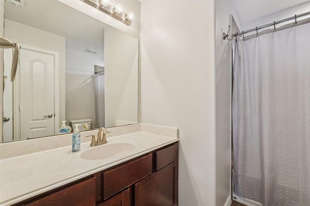 6546 Turner Fields Lane, Dickinson, TX 77539