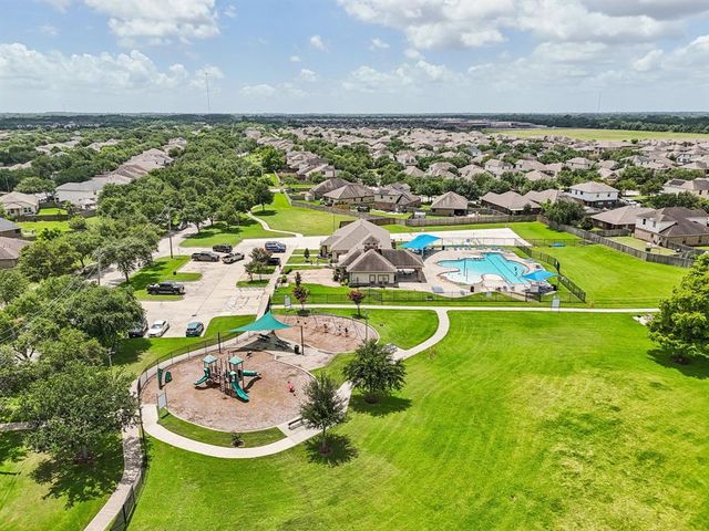 6546 Turner Fields Lane, Dickinson, TX 77539