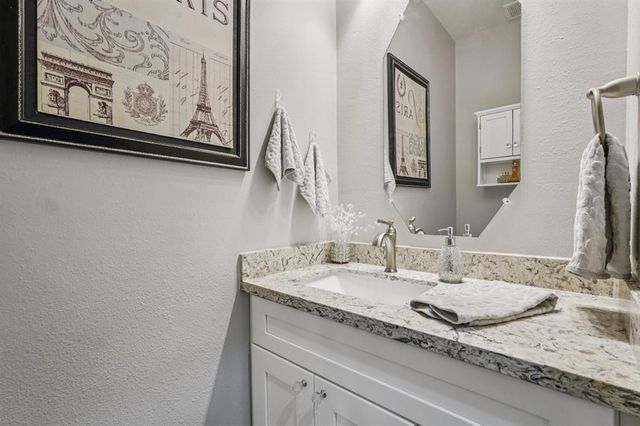 6546 Turner Fields Lane, Dickinson, TX 77539