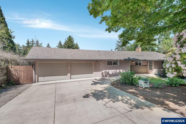 2225 W 28th Av, Eugene, OR 97405