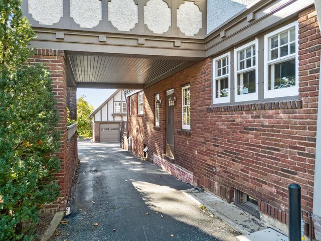 724 4th Street SW, Rochester, MN 55902