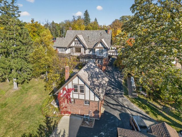 724 4th Street SW, Rochester, MN 55902