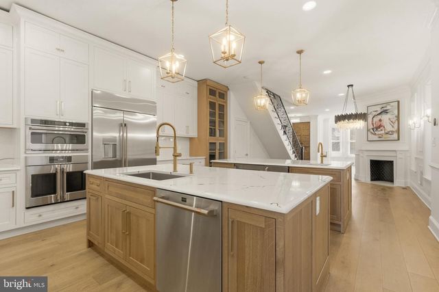 1223 FAIRMONT ST NW, Washington, DC 20009