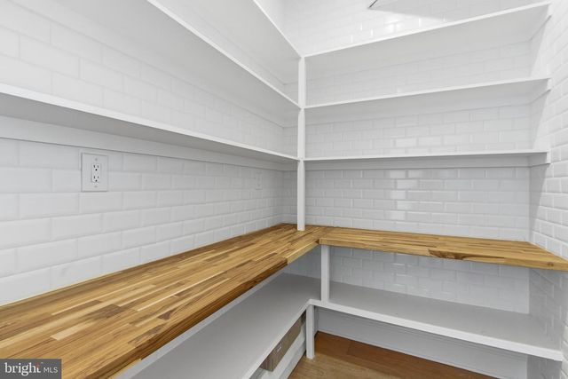 1223 FAIRMONT ST NW, Washington, DC 20009