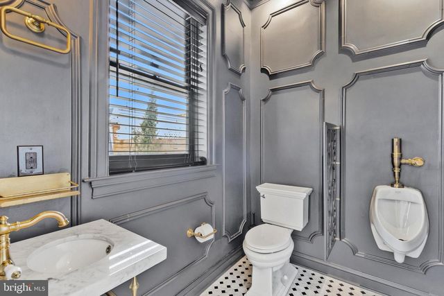 1223 FAIRMONT ST NW, Washington, DC 20009