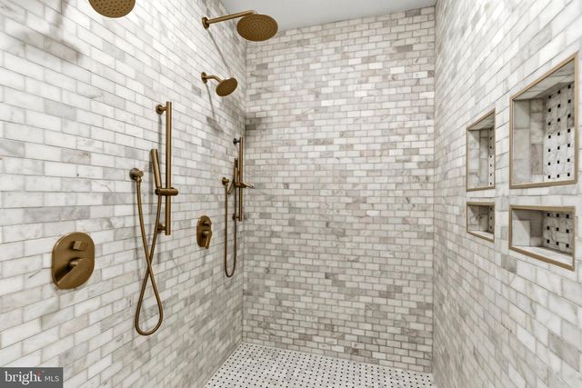 1223 FAIRMONT ST NW, Washington, DC 20009