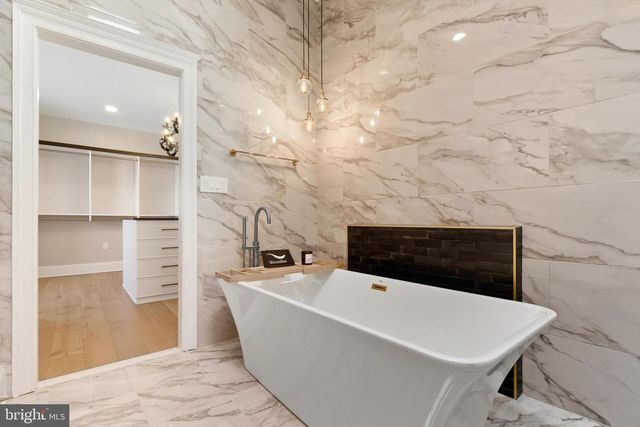 1223 FAIRMONT ST NW, Washington, DC 20009