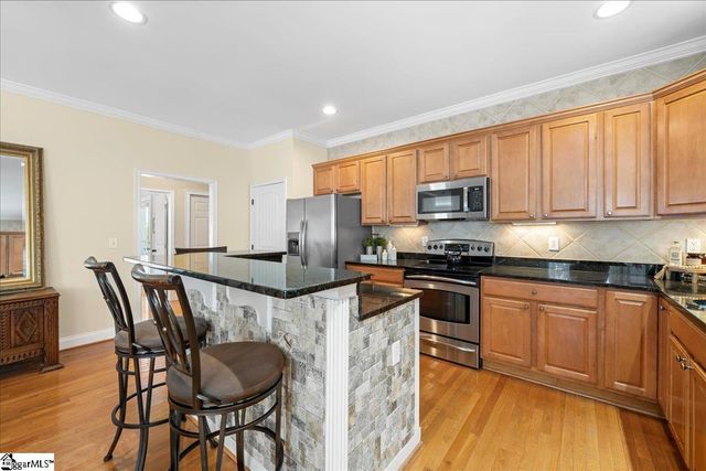 104 Clairhill Court, Simpsonville, SC 29680