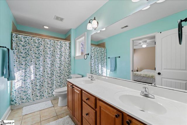 104 Clairhill Court, Simpsonville, SC 29680