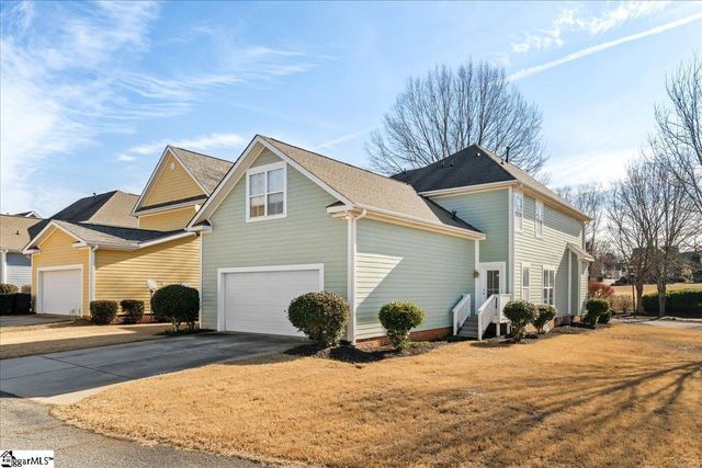 104 Clairhill Court, Simpsonville, SC 29680
