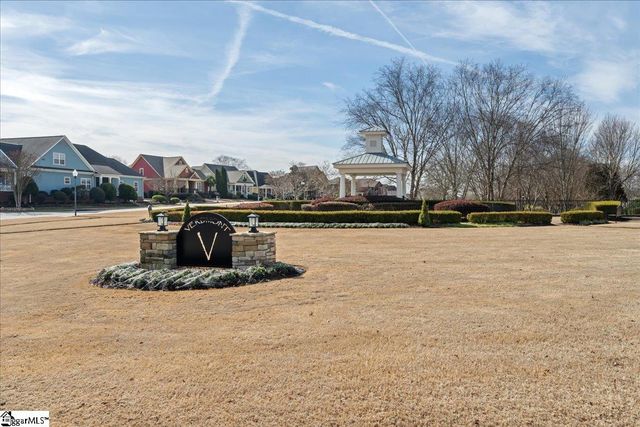 104 Clairhill Court, Simpsonville, SC 29680