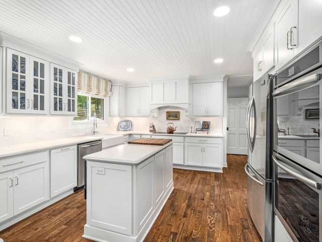 1203 Perkins Ln, Franklin, TN 37069