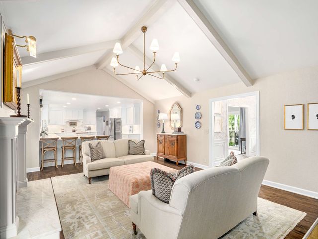 1203 Perkins Ln, Franklin, TN 37069