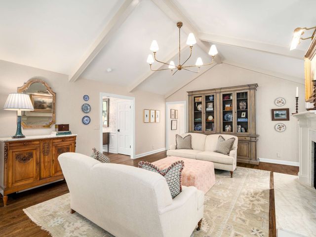 1203 Perkins Ln, Franklin, TN 37069