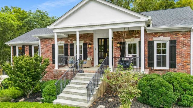 1203 Perkins Ln, Franklin, TN 37069