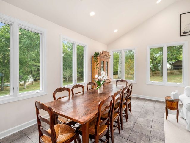 1203 Perkins Ln, Franklin, TN 37069