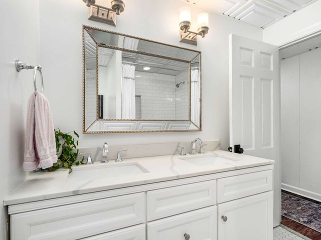 1203 Perkins Ln, Franklin, TN 37069