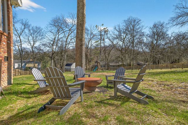 1203 Perkins Ln, Franklin, TN 37069