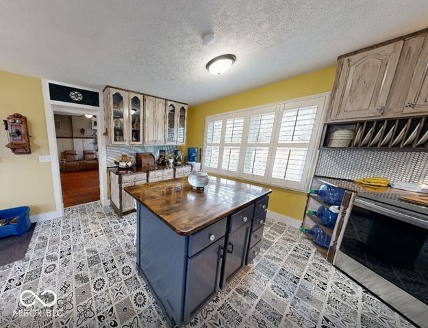 5413 S County Road 0, Clayton, IN 46116