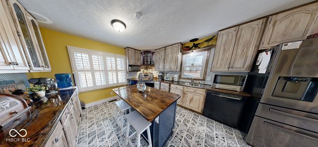 5413 S County Road 0, Clayton, IN 46116