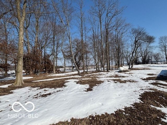 5413 S County Road 0, Clayton, IN 46116