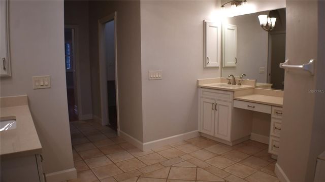 4910 OLD CREEK DRIVE, Sarasota, FL 34233