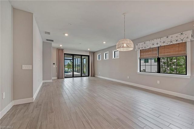 12381 Canal Grande DR, Fort Myers, FL 33913