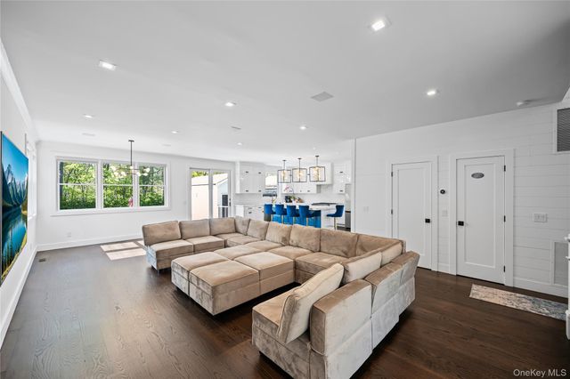 128 Priscilla Avenue, Flanders, NY 11901