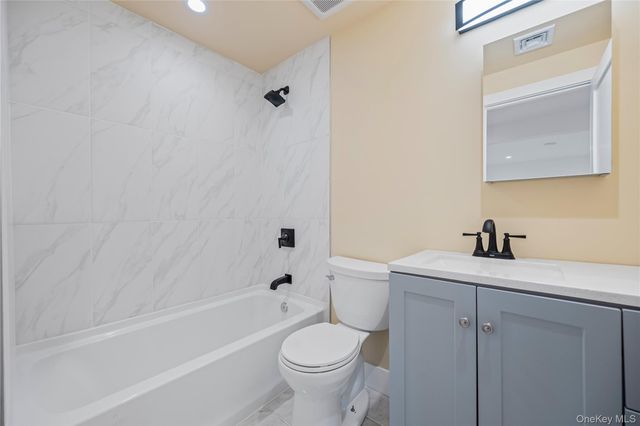 128 Priscilla Avenue, Flanders, NY 11901