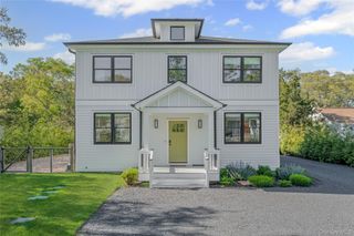 128 Priscilla Avenue, Flanders, NY 11901