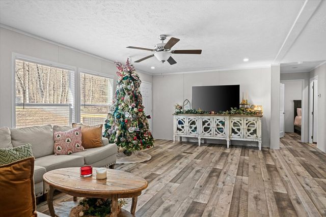 3277 Hurricane Road, Rocky Face, GA 30740