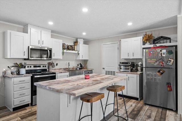 3277 Hurricane Road, Rocky Face, GA 30740