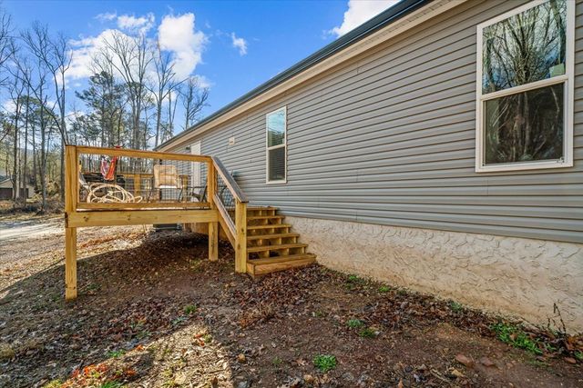 3277 Hurricane Road, Rocky Face, GA 30740