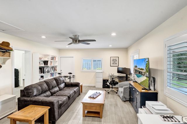 5707 NE 16TH Terrace, Fort Lauderdale, FL 33334