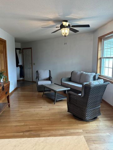29334 139th Court NW, Princeton, MN 55371