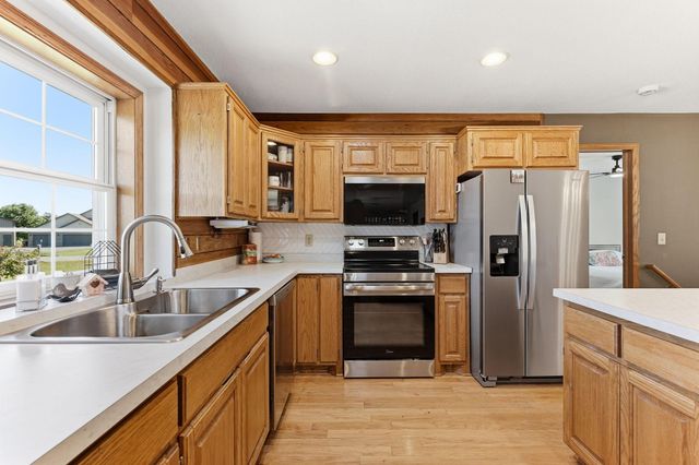 29334 139th Court NW, Princeton, MN 55371