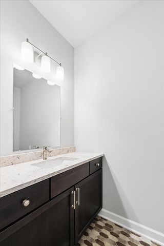 3202 Forestside Lane, Valparaiso, IN 46385