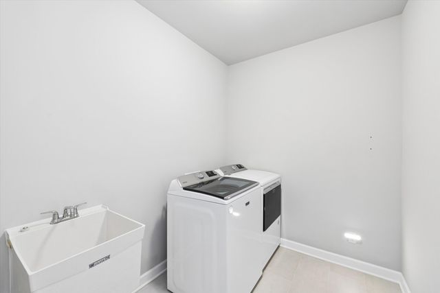 3202 Forestside Lane, Valparaiso, IN 46385