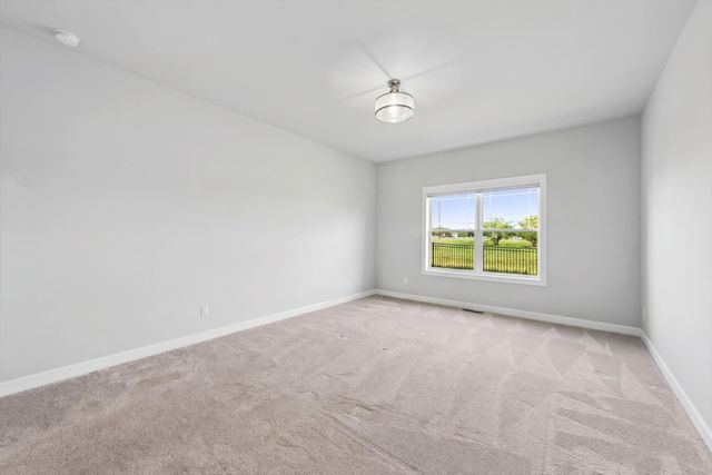 3202 Forestside Lane, Valparaiso, IN 46385