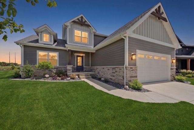 3202 Forestside Lane, Valparaiso, IN 46385