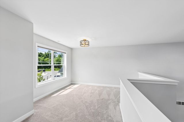 3202 Forestside Lane, Valparaiso, IN 46385