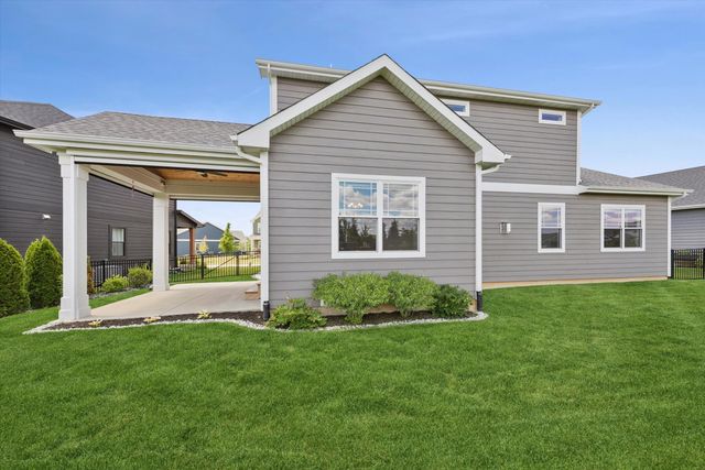 3202 Forestside Lane, Valparaiso, IN 46385