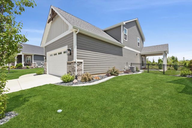 3202 Forestside Lane, Valparaiso, IN 46385