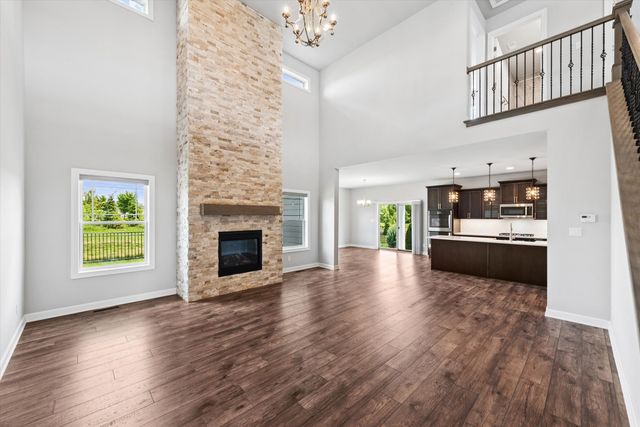 3202 Forestside Lane, Valparaiso, IN 46385