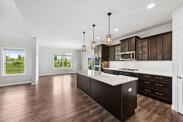 3202 Forestside Lane, Valparaiso, IN 46385