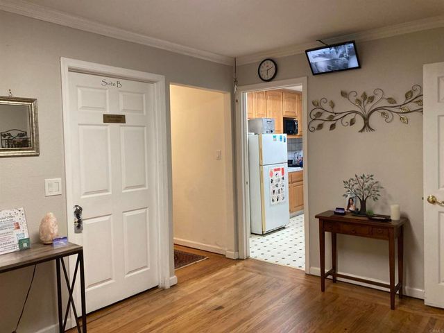 22093 Redwood Road, Castro Valley, CA 94546
