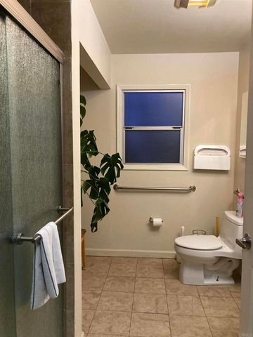 22093 Redwood Road, Castro Valley, CA 94546
