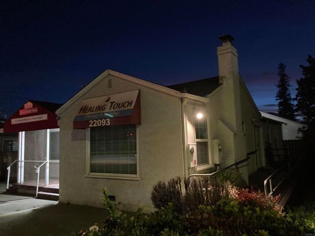22093 Redwood Road, Castro Valley, CA 94546