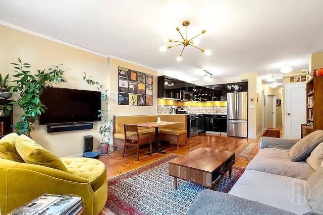 427 Convent Avenue, New York City, NY 10031