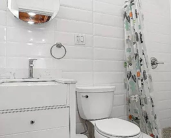 427 Convent Avenue, New York City, NY 10031